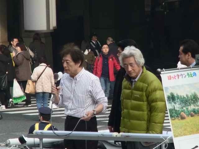上着を脱ぐほどの暖かさだった。.jpg