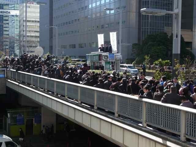 初日23日@都庁前.jpg