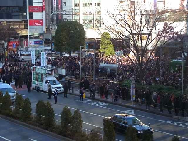 渋谷ハチ公前一回目.jpg
