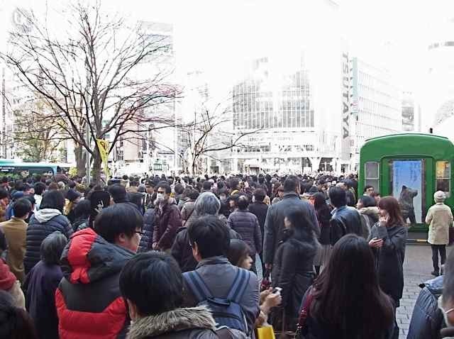 2月1日細川もりひろさん@渋谷ハチ公前2.jpg