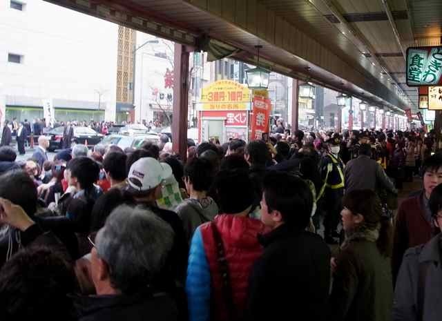 2月3日@浅草雷門.jpg
